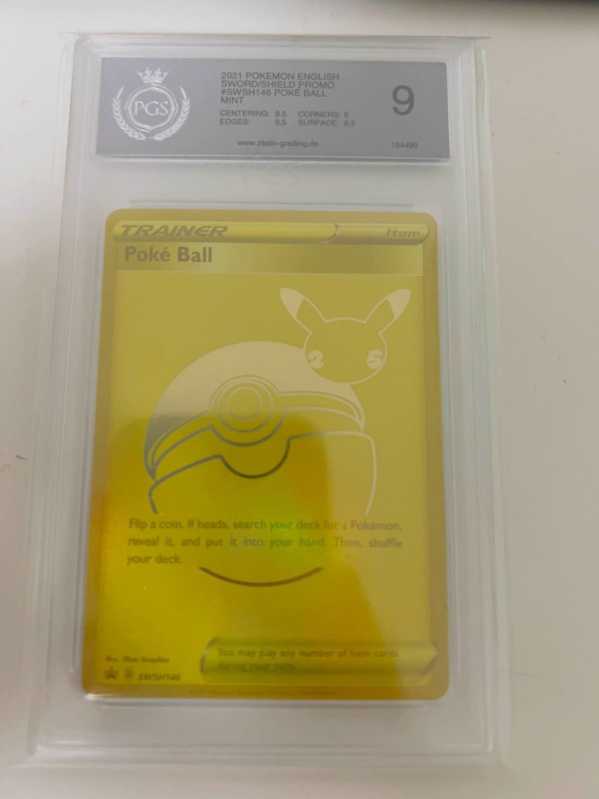 Poké Ball SWSH146 Black Star PGS Pokémon Karte Grading 9