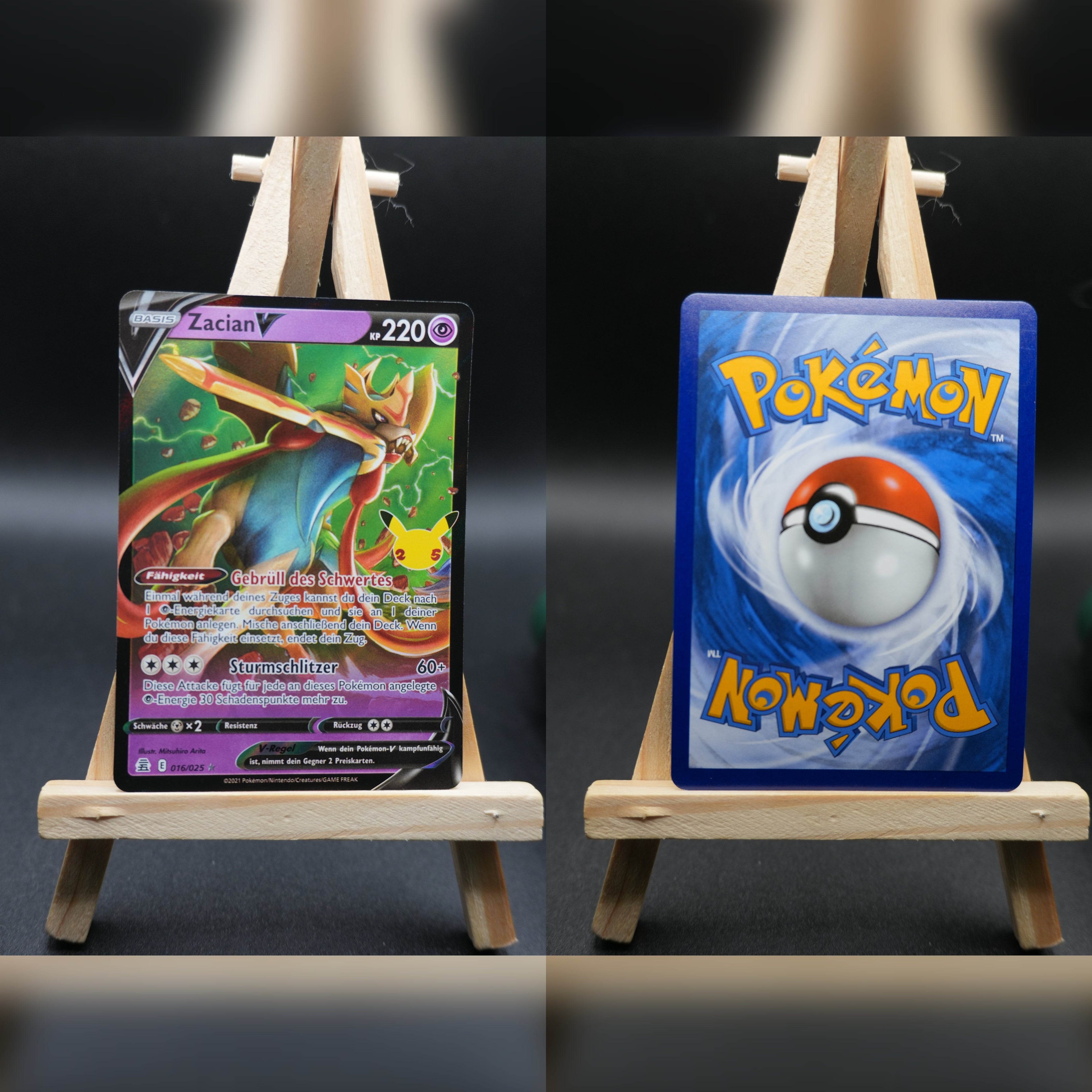 Zacian V CEL 016 Celebrations Pokémon Karte Deutsch Near Mint